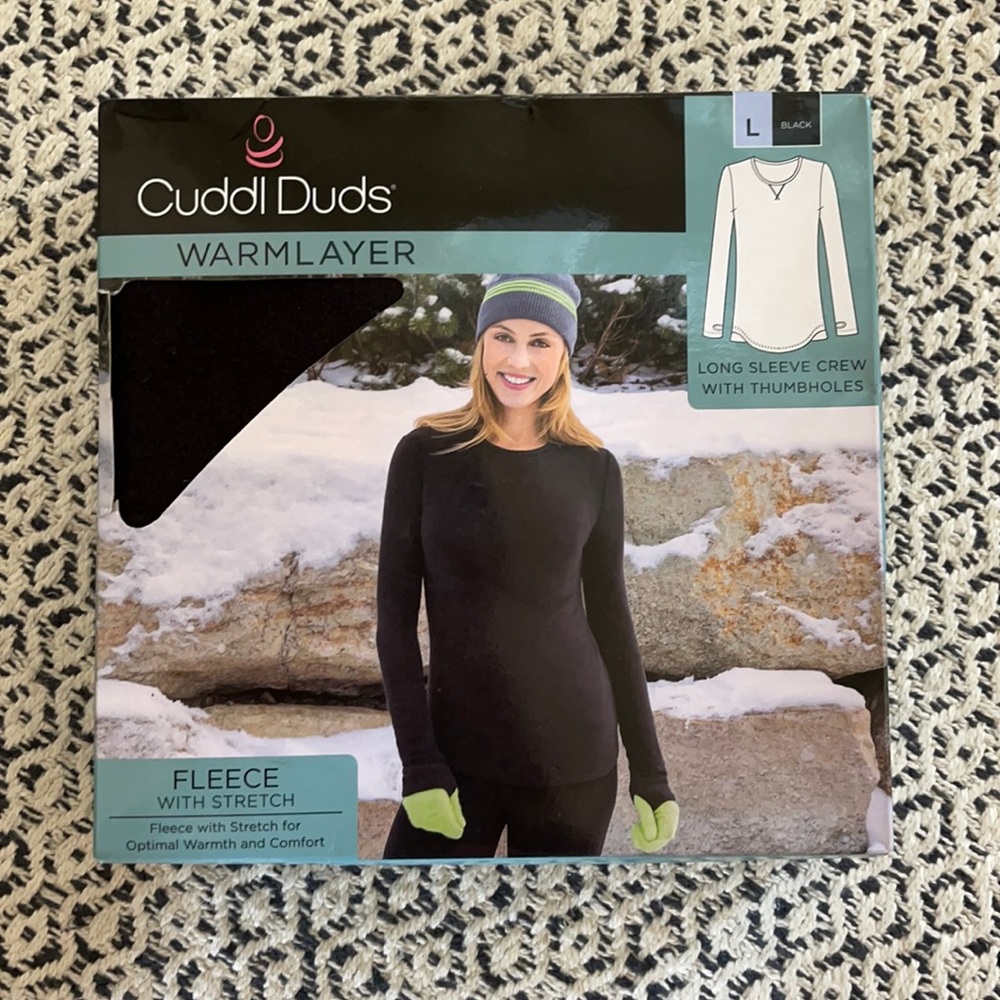 Fleece with thumb holes